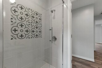 2045 NE 17th St in Oklahoma City, OK - Building Photo - Building Photo