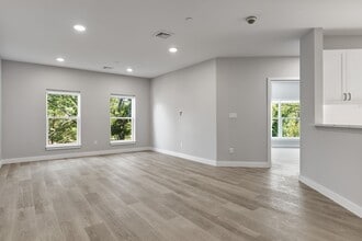 50 Mill St in Woburn, MA - Building Photo - Building Photo