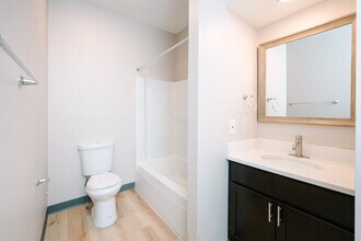 1419 N Franklin St, Unit 1 in Pittsburgh, PA - Building Photo - Building Photo