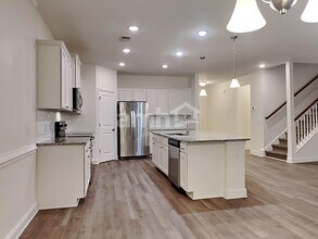 317 Golf Rd in Summerville, SC - Foto de edificio - Building Photo