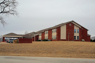 Pioneer Village in Jenks, OK - Building Photo - Building Photo