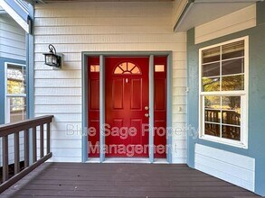 200 Osprey Glen Rd in Sequim, WA - Building Photo - Building Photo