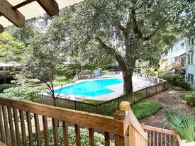 1130 Silent Harbor Ct, Unit F in Mount Pleasant, SC - Building Photo