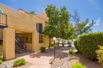 1200 E River Rd in Tucson, AZ - Building Photo - Building Photo