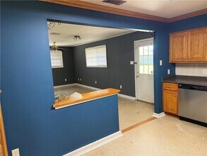 324 Chinchilla Dr in Arabi, LA - Building Photo - Building Photo