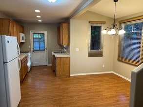 612 N Voluntario St in Santa Barbara, CA - Building Photo - Building Photo