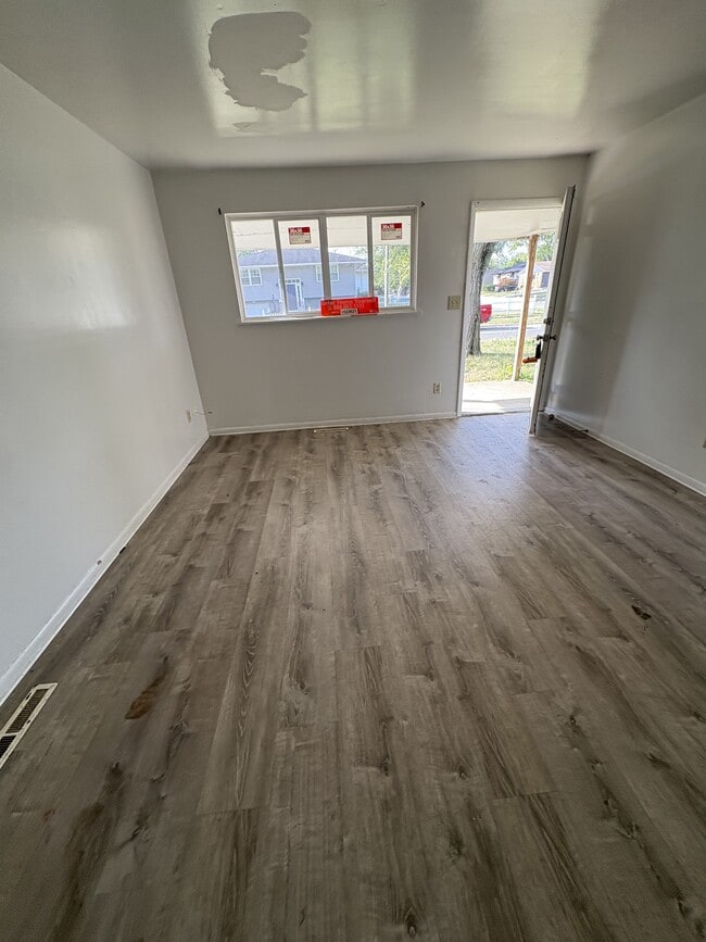 1688 Page Rd in Columbus, OH - Building Photo - Building Photo