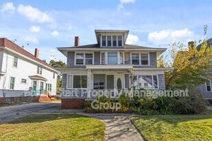 1652 Peck St in Muskegon, MI - Building Photo