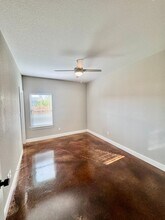 165 W Windmill Way, Unit 167 in Robinson, TX - Foto de edificio - Building Photo