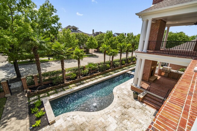 property at 58 E Bay Blvd