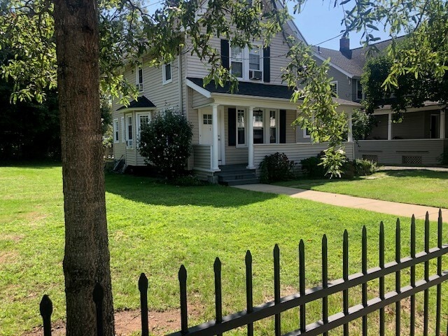827 Woodward Ave, Unit 827 Woodward Avenue First