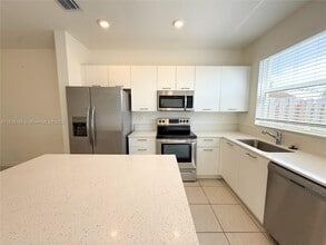 12440 NW 23rd Ct in Miami Shores, FL - Building Photo - Building Photo