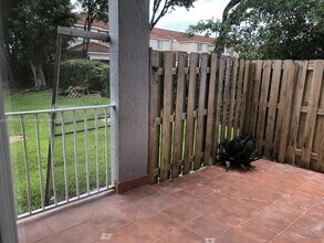 4744 NW 114th Ave in Doral, FL - Building Photo - Building Photo