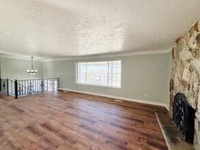 786 San Simeon Way in Bountiful, UT - Building Photo - Building Photo
