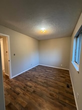 913 W Shenandoah Dr in Peoria, IL - Foto de edificio - Building Photo