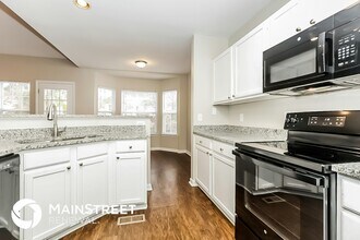 5104 Bay Overlook Dr in Nashville, TN - Foto de edificio - Building Photo