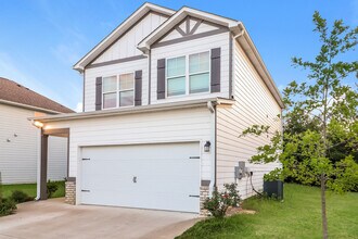 5509 Cathwick Dr in Mc Calla, AL - Building Photo - Building Photo