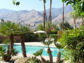 Canyon Villas Place in Palm Springs, CA - Building Photo - Building Photo