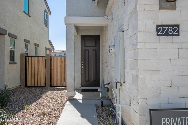2782 S. Comanche Dr. in Chandler, AZ - Building Photo - Building Photo