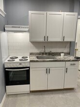 10 N 42nd St, Unit 2R in Philadelphia, PA - Foto de edificio - Building Photo