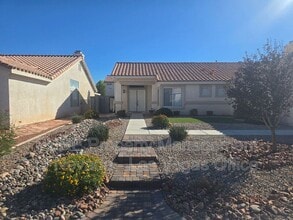 1401 Healing Waters Ln in North Las Vegas, NV - Building Photo - Building Photo