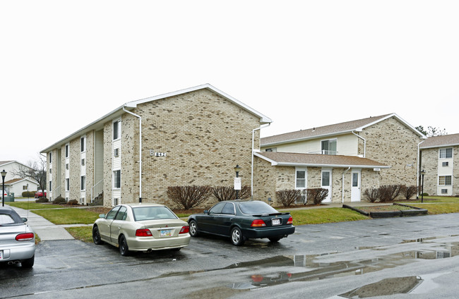 Liberty Commons Apartments in Findlay, OH - Building Photo - Building Photo