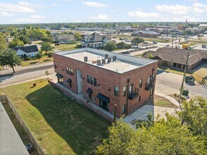 201 E 5th St, Unit TBD201 in Ferris, TX - Building Photo - Building Photo