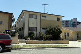 946 S Kingsley Dr in Los Angeles, CA - Building Photo - Building Photo