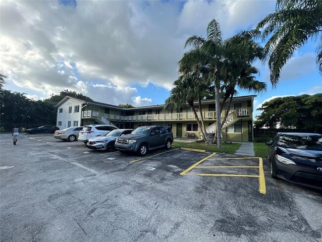property at 6601 SW 46th St
