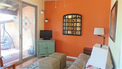 2501 S Calle Cervantes in Green Valley, AZ - Building Photo - Building Photo