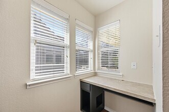 113 Creekview Dr in Anna, TX - Building Photo - Building Photo