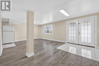 178 Staines Rd in Toronto, ON - Building Photo - Building Photo