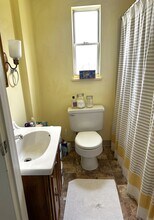 323 38th St, Unit 2 in Pittsburgh, PA - Building Photo - Building Photo