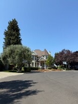 1395 Grove Ct in St Helena, CA - Building Photo