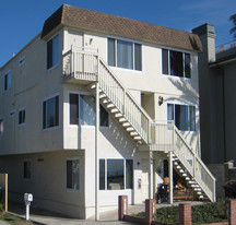 3384 Carlsbad Blvd Apartments