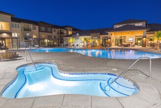 Brookfield Apartments in Saint George, UT - Foto de edificio - Building Photo