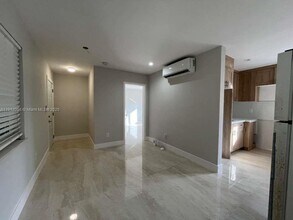 1844 NW 19th St in Miami, FL - Building Photo - Building Photo