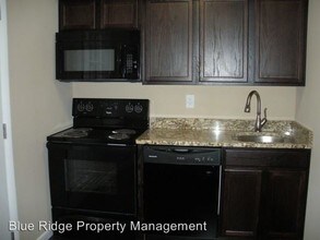 116 Lebanon Rd in Kingsport, TN - Building Photo - Building Photo