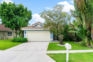 8529 Tourmaline Blvd in Boynton Beach, FL - Foto de edificio - Building Photo