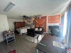 111 Mustang Dr, Unit Unit in San Luis Obispo, CA - Building Photo - Building Photo