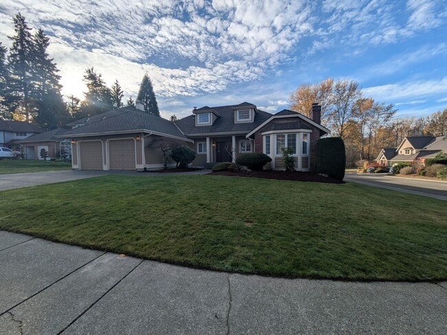 property at 33101 12th Ct SW