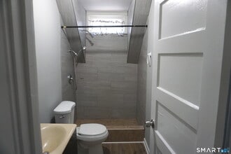 3371-3373-3373 Main St in Hartford, CT - Building Photo - Building Photo