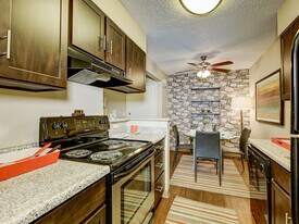 ReNew Cherry Creek in Denver, CO - Building Photo