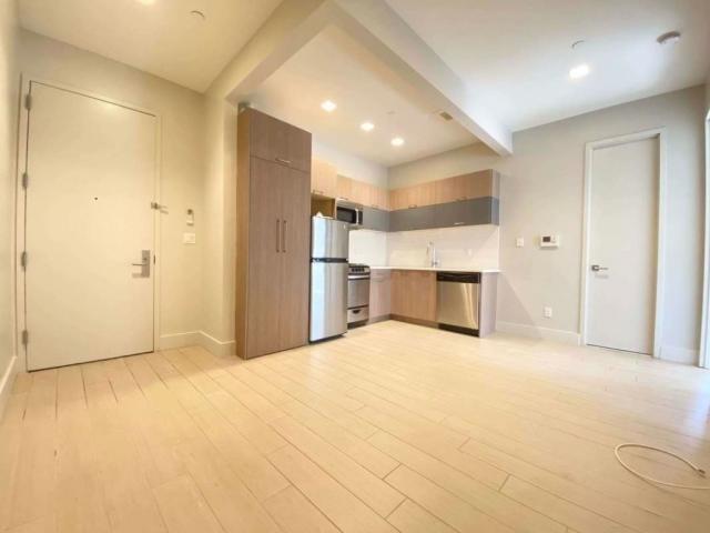 272 W 139th St in New York, NY - Building Photo - Building Photo