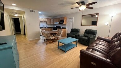211 N Donnelly Ave, Unit The Apt in Winslow, AZ - Building Photo - Building Photo