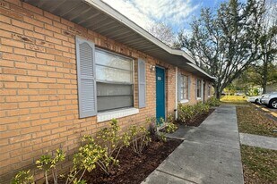 3215 Pershing St in Kissimmee, FL - Building Photo