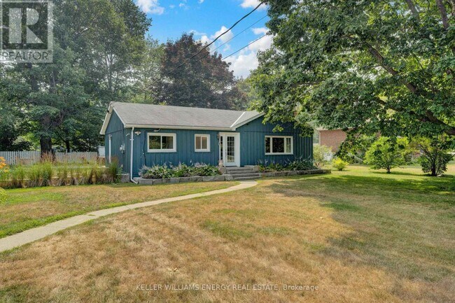 18 Lodge Rd in Quinte West, ON - Building Photo - Building Photo
