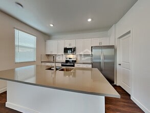 2128 W Alicia Dr in Phoenix, AZ - Building Photo - Building Photo