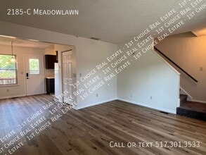 2185 Meadowlawn Dr in Holt, MI - Building Photo - Building Photo