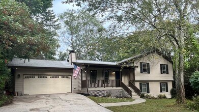 4035 Dollar Cir in Suwanee, GA - Building Photo - Building Photo